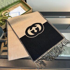 Gucci scarf